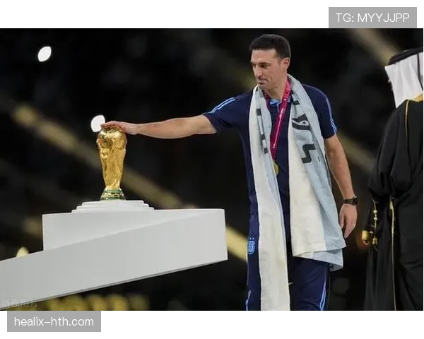 斯卡洛尼与梅西携手铸就阿根廷足坛黄金时代,默契搭档成就辉煌篇章 斯卡洛尼与梅西携手铸就阿根廷足坛黄金时代,默契搭档成就辉煌篇章