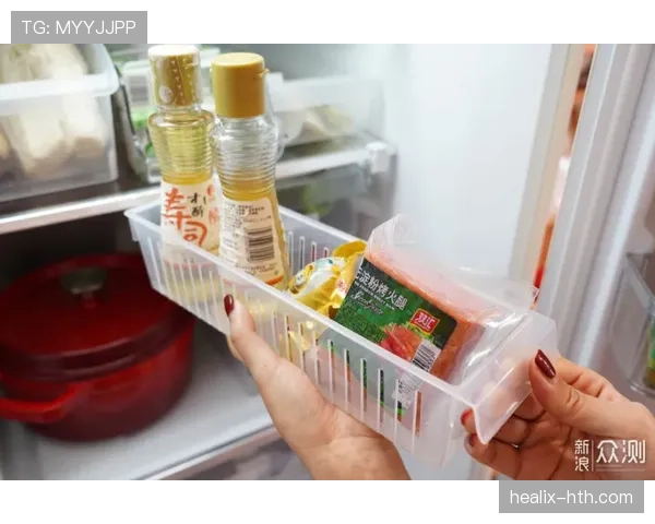 仲满家的冰箱里塞满了能量胶，连饮料都按训练时段分装